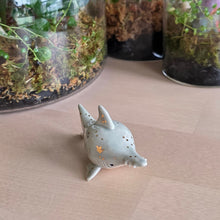 Load image into Gallery viewer, SHARK - SAW TOOTH