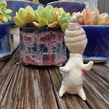 Load image into Gallery viewer, GECKO - GRAPE, HANDSTAND