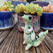 Load image into Gallery viewer, GECKO - JADE, STANDING