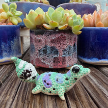 Load image into Gallery viewer, GECKO - JADE, ON BELLY