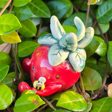 Load image into Gallery viewer, BERRY, SLEEPY + BEE